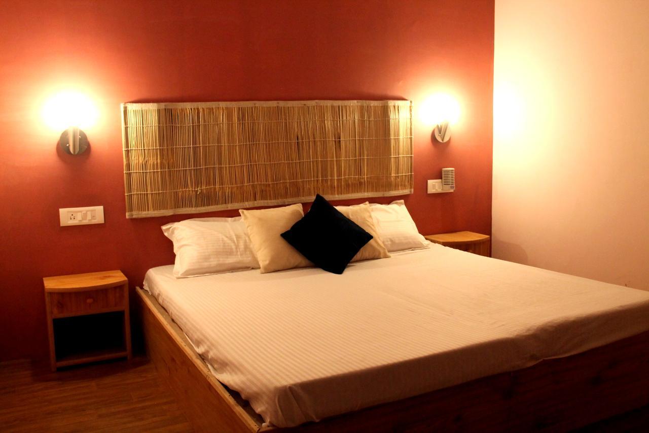 Bros Hostel Manali ภายนอก รูปภาพ
