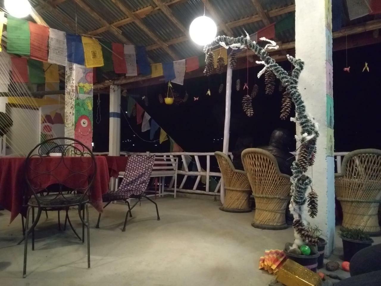 Bros Hostel Manali ภายนอก รูปภาพ