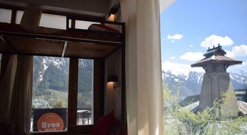 Bros Hostel Manali ภายนอก รูปภาพ